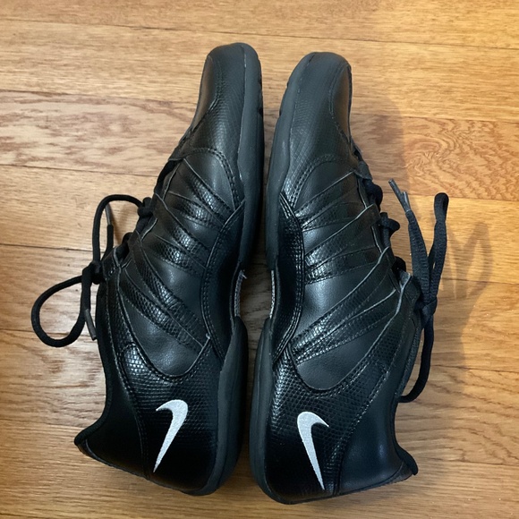 NIKE Black NE MARQUE PAS Non Marking Aerobic Dance Cheer Women Shoes Sz 7.5 - Picture 7 of 12